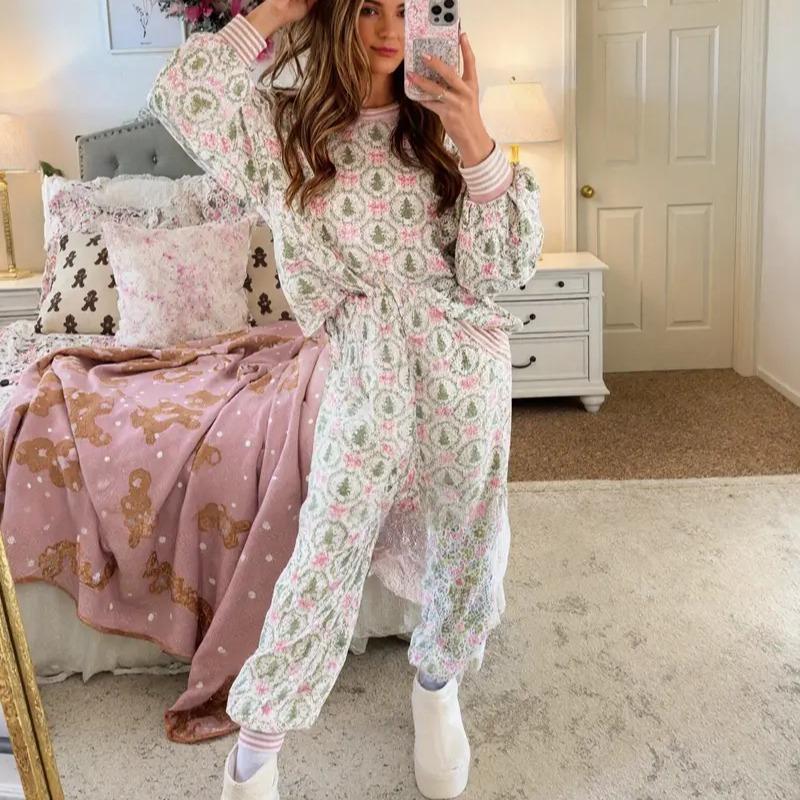 Dorien | Cozy Christmas Bow Print Loungewear Set