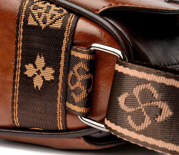 Aretha™ | Classic Leather Meets Modern Elegance